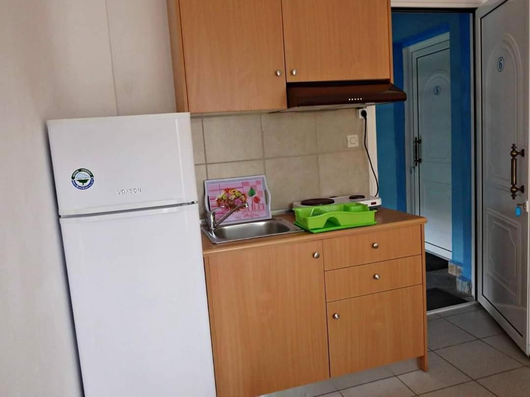 Fouli House Aparthotel Pefkochori Exteriör bild